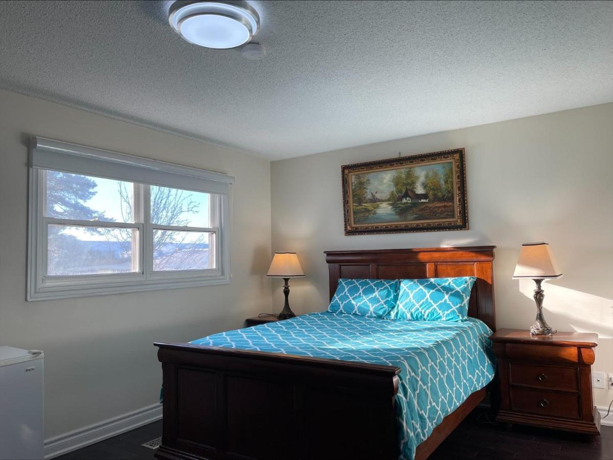 77 Nice And Warm Series Rooms Toronto Zewnętrze zdjęcie