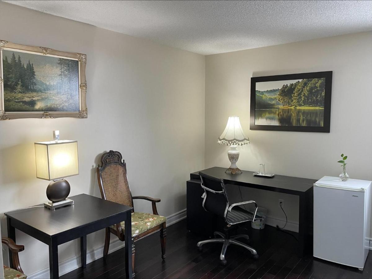 77 Nice And Warm Series Rooms Toronto Zewnętrze zdjęcie