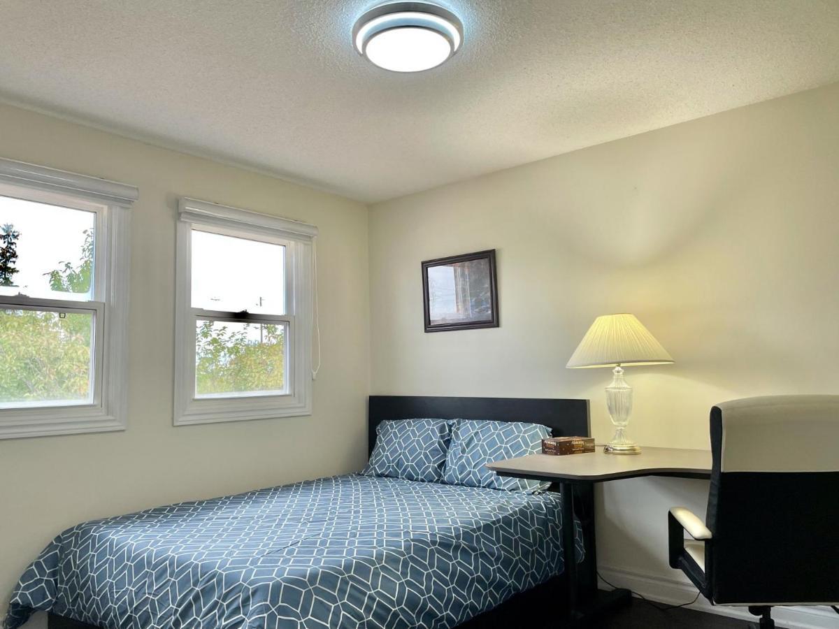 77 Nice And Warm Series Rooms Toronto Zewnętrze zdjęcie