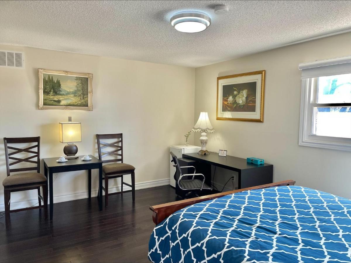 77 Nice And Warm Series Rooms Toronto Zewnętrze zdjęcie