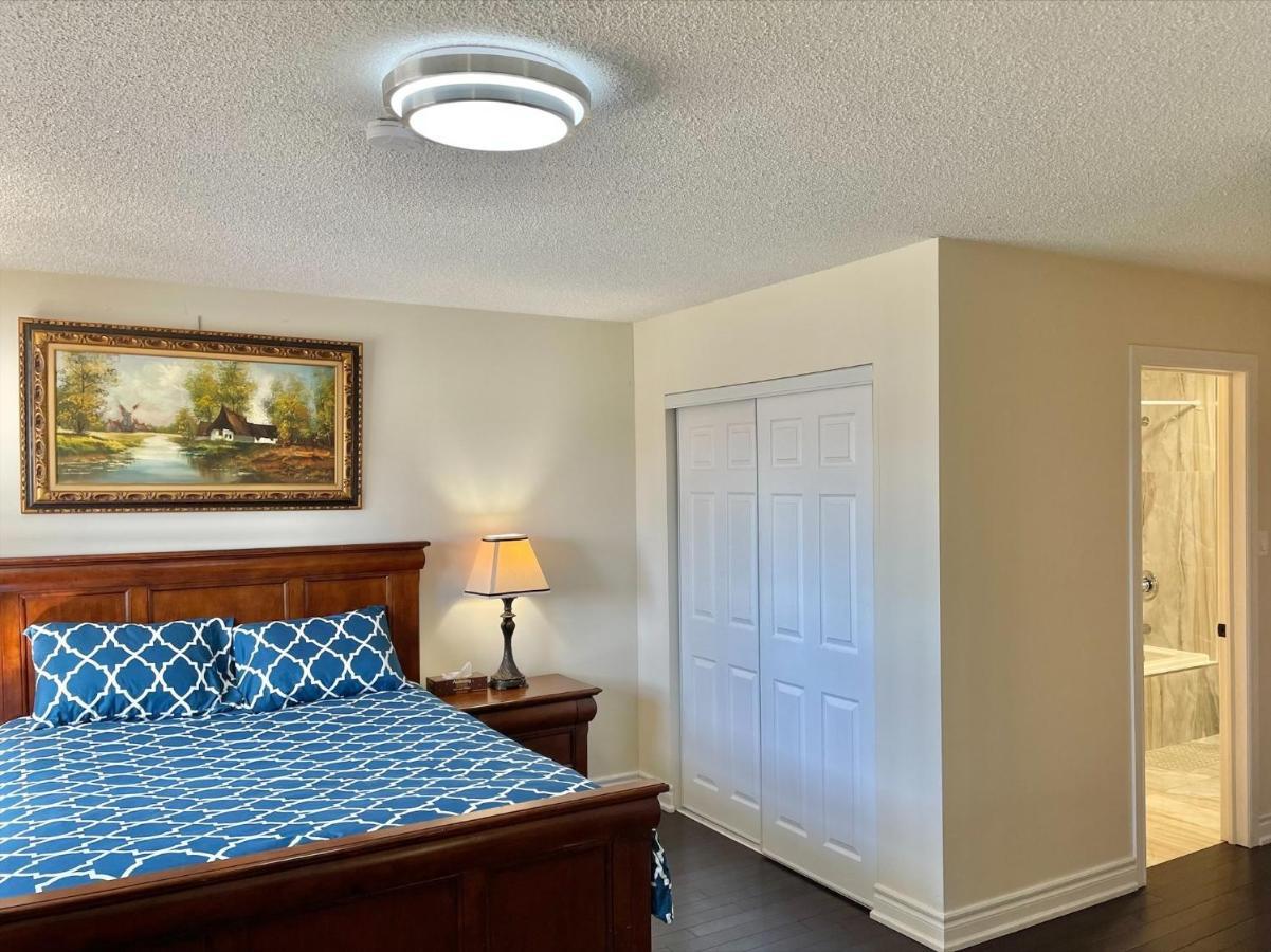 77 Nice And Warm Series Rooms Toronto Zewnętrze zdjęcie